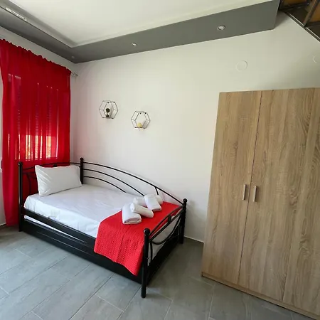 Chalkias Apartman *